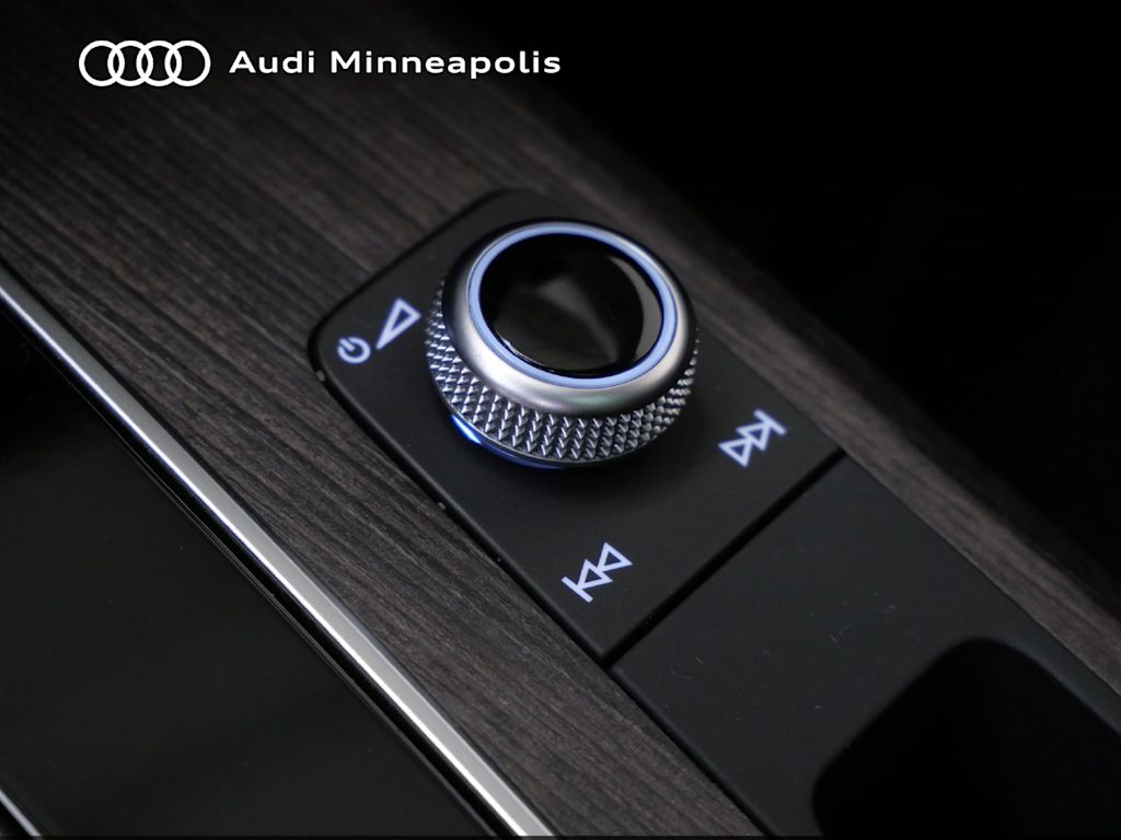 Thumbnail: 2024 Audi Q5 - 26