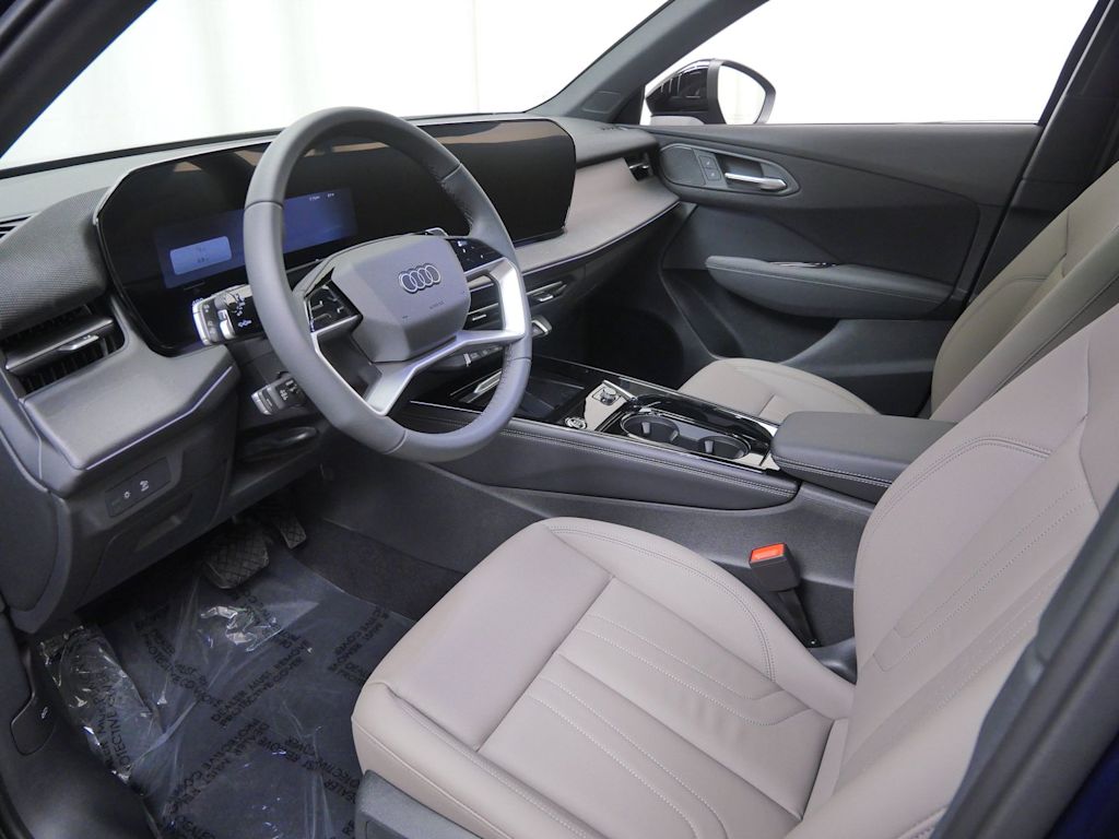 Thumbnail: 2026 Audi Q3 - 6