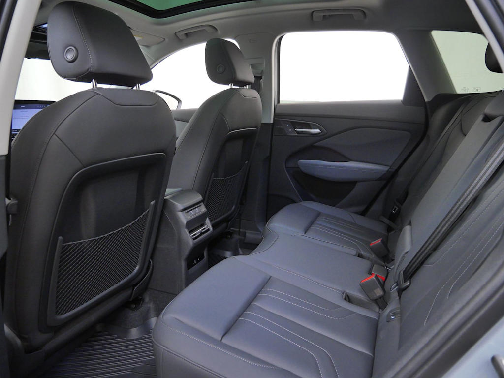 Thumbnail: 2026 Audi Q3 - 8