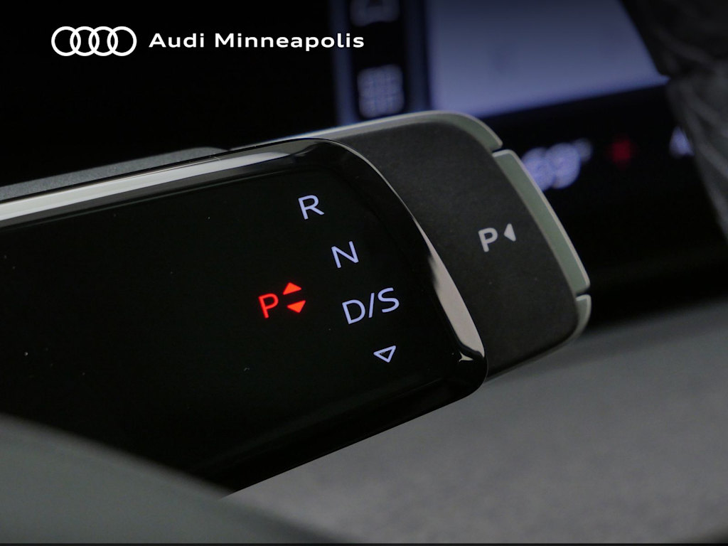 Thumbnail: 2026 Audi Q3 - 10