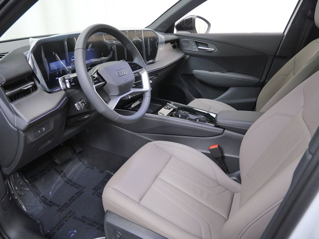 Thumbnail: 2026 Audi Q3 - 6