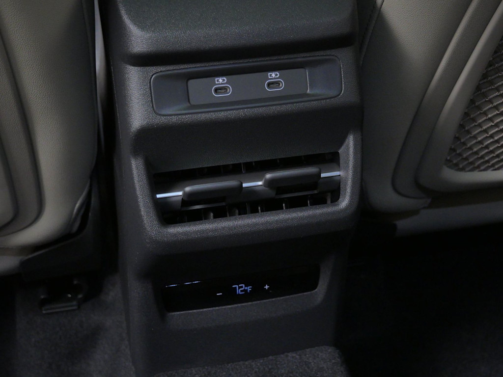 Thumbnail: 2026 Audi Q3 - 15