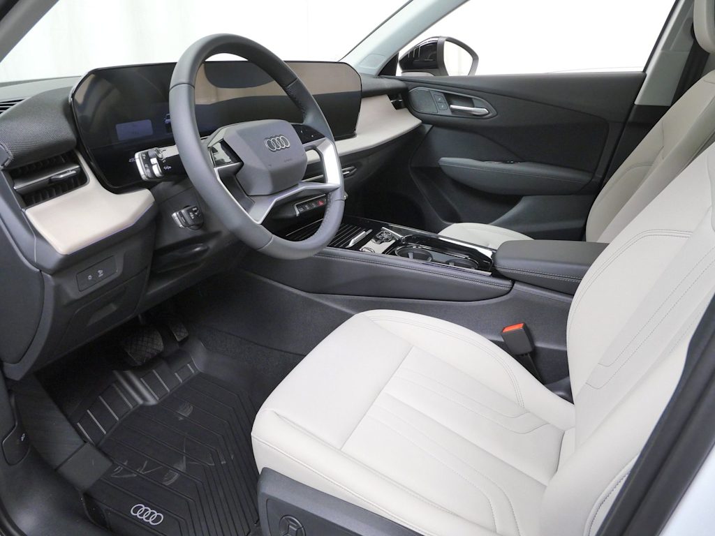 Thumbnail: 2026 Audi Q3 - 6