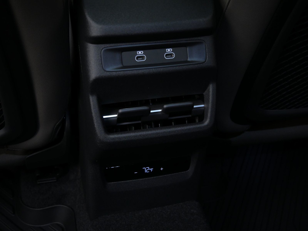 Thumbnail: 2026 Audi Q3 - 15