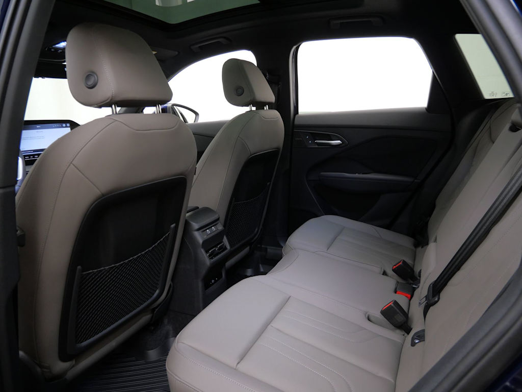 Thumbnail: 2026 Audi Q3 - 7