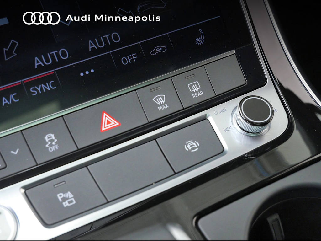 Thumbnail: 2023 Audi Q7 - 26