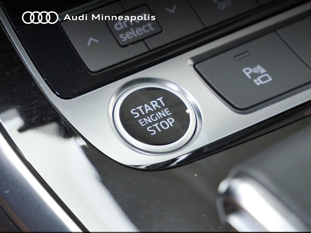 Thumbnail: 2023 Audi Q7 - 24