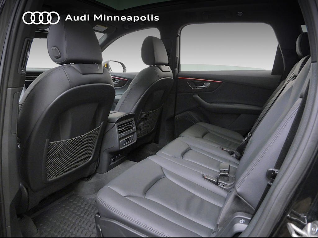 Thumbnail: 2023 Audi Q7 - 9