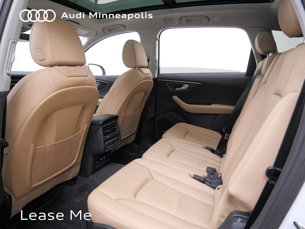 Thumbnail: 2026 Audi Q7 - 10