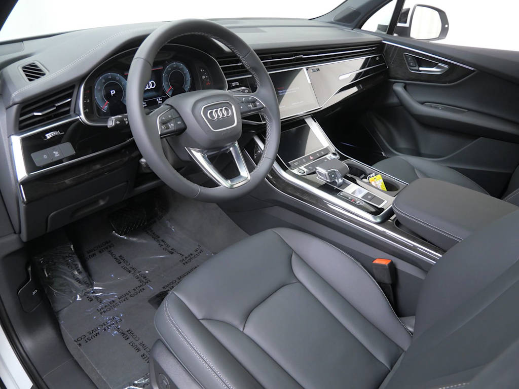 Thumbnail: 2026 Audi Q7 - 2