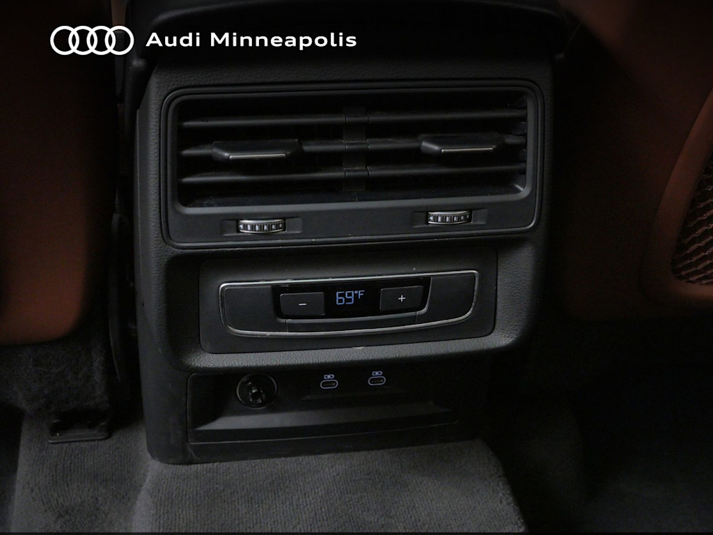 Thumbnail: 2023 Audi Q7 - 17