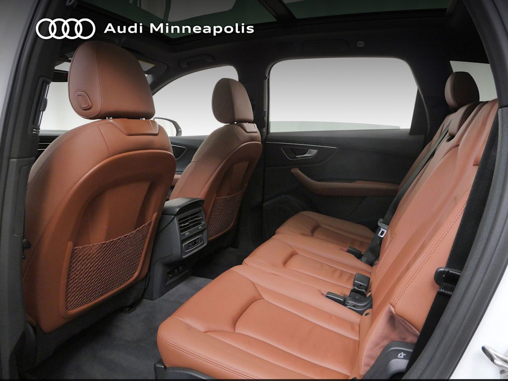 Thumbnail: 2023 Audi Q7 - 8