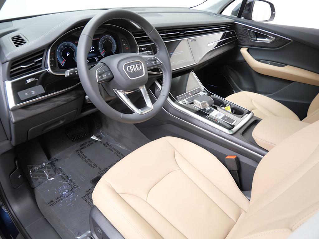 Thumbnail: 2026 Audi Q7 - 2