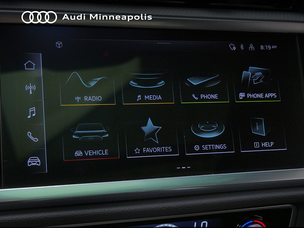Thumbnail: 2023 Audi Q3 - 9