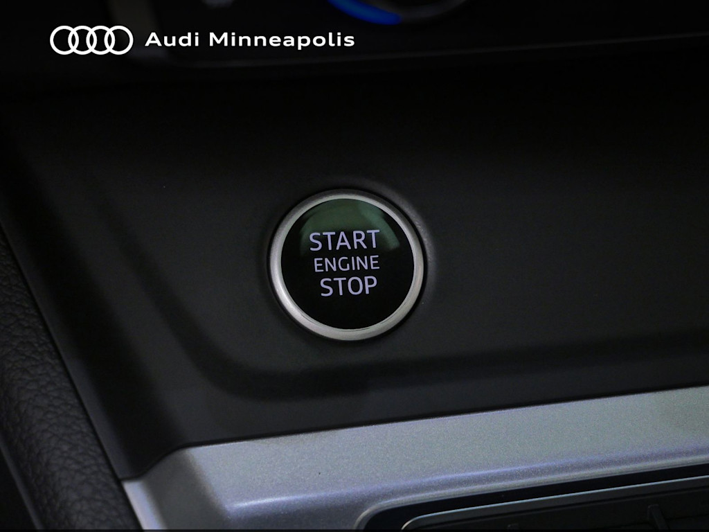 Thumbnail: 2023 Audi Q3 - 24