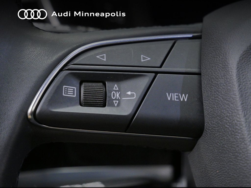 Thumbnail: 2023 Audi Q3 - 20