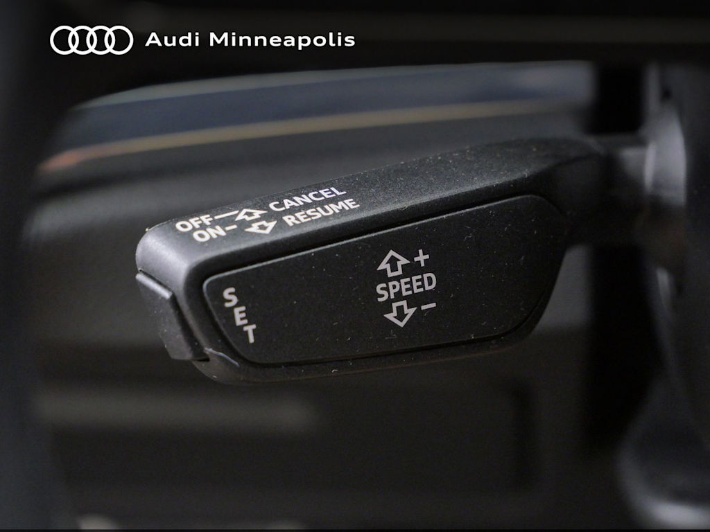 Thumbnail: 2023 Audi Q3 - 23