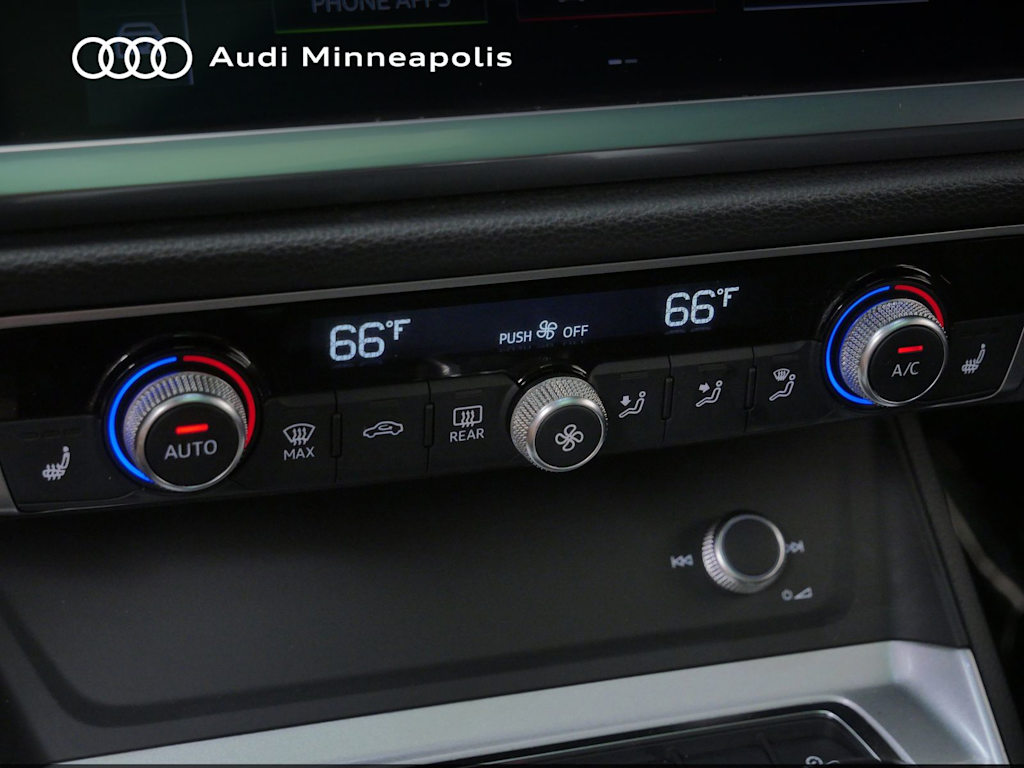 Thumbnail: 2021 Audi Q3 - 23