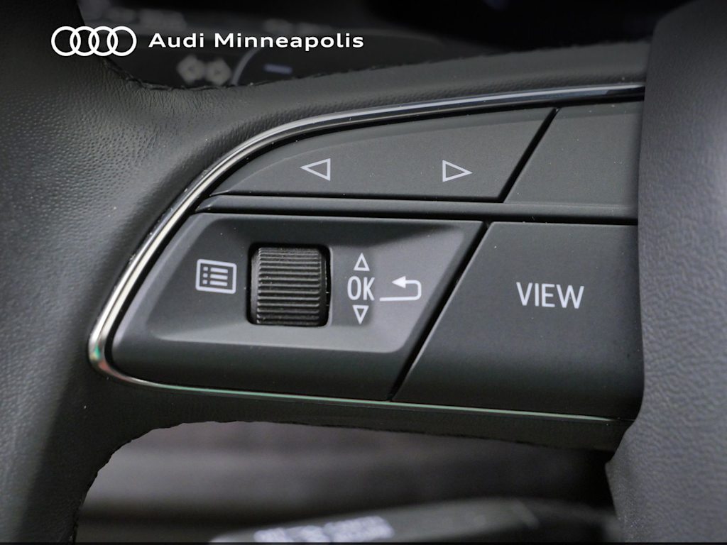 Thumbnail: 2023 Audi Q8 - 20