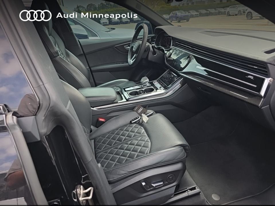 Thumbnail: 2023 Audi SQ8 - 6