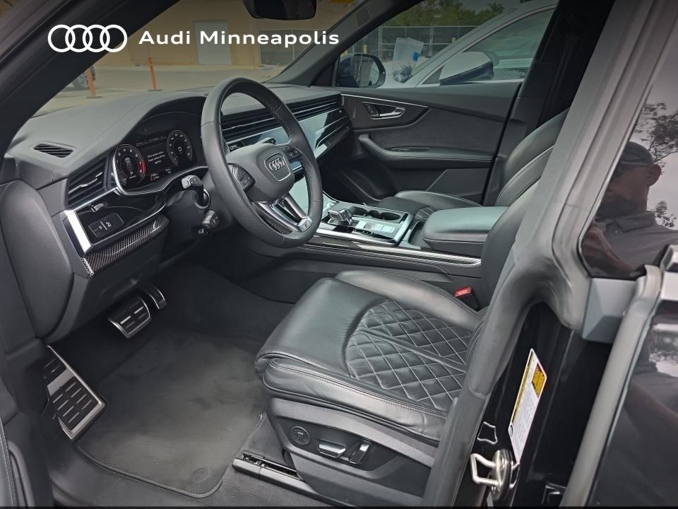 Thumbnail: 2023 Audi SQ8 - 7