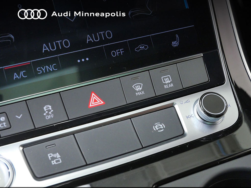 Thumbnail: 2023 Audi Q7 - 26