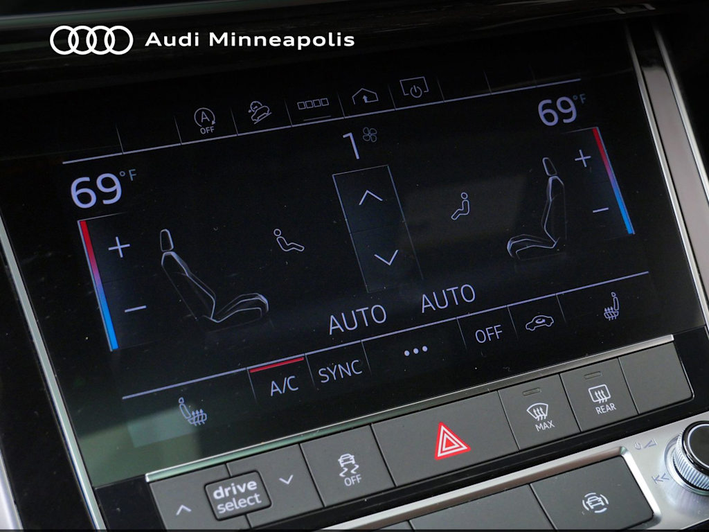 Thumbnail: 2023 Audi Q7 - 24