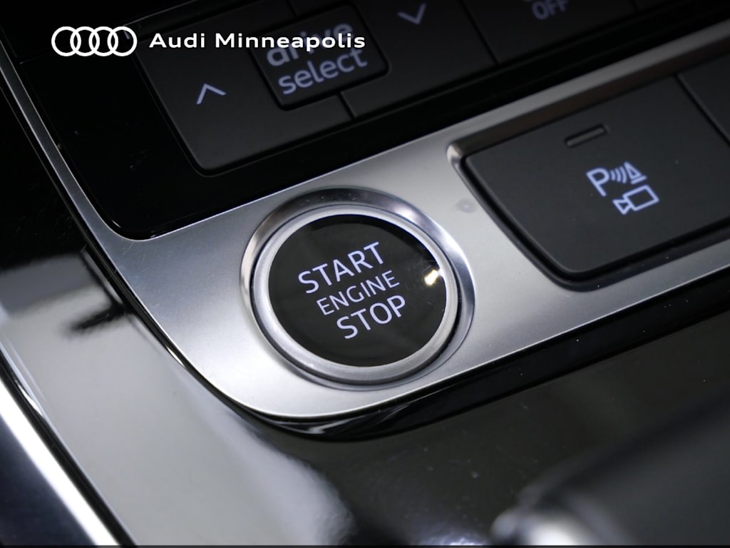 Thumbnail: 2023 Audi Q7 - 25