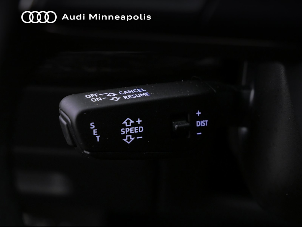 Thumbnail: 2023 Audi Q7 - 11