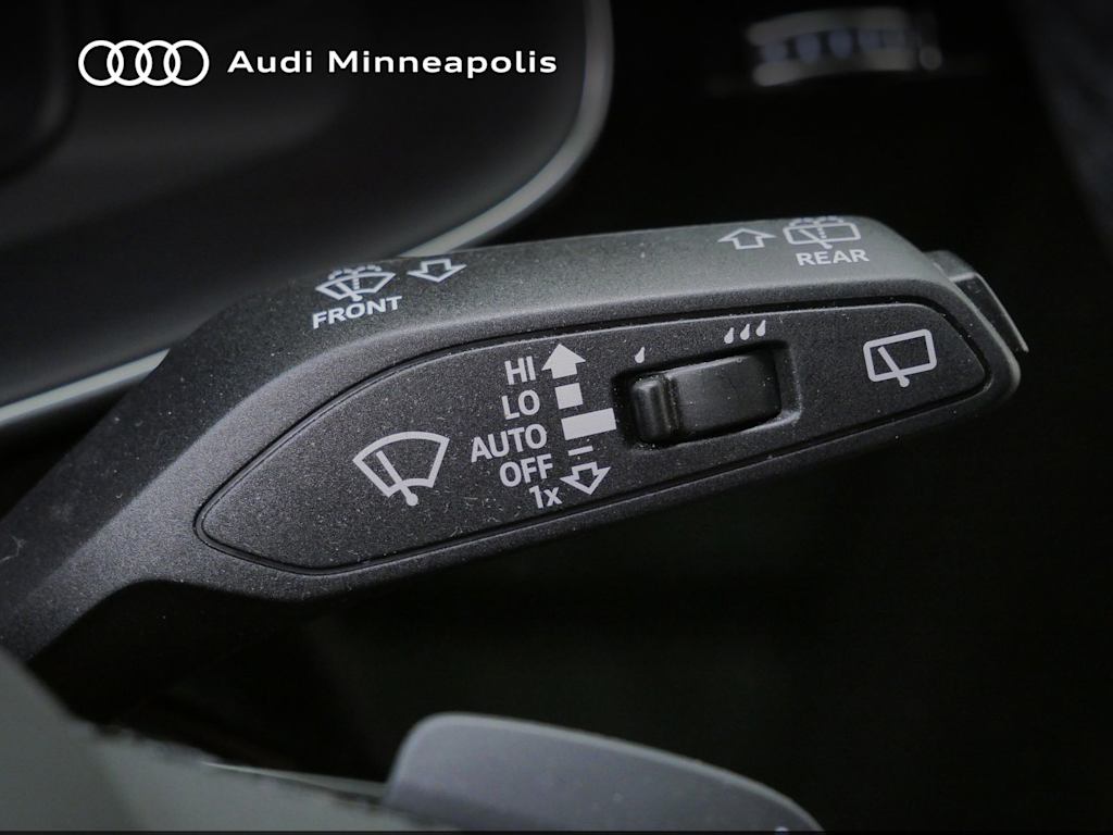Thumbnail: 2023 Audi Q7 - 26