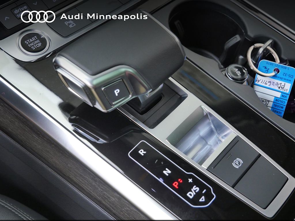 Thumbnail: 2023 Audi Q7 - 11