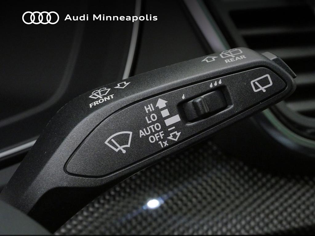 Thumbnail: 2023 Audi SQ5 - 12