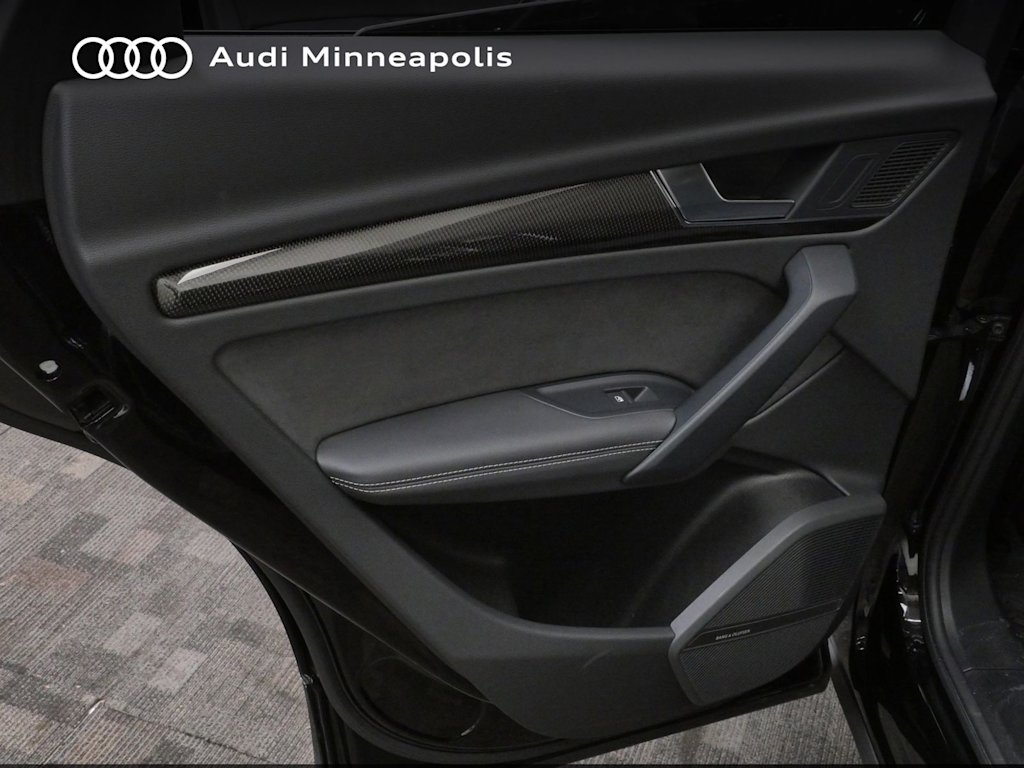 Thumbnail: 2023 Audi SQ5 - 19