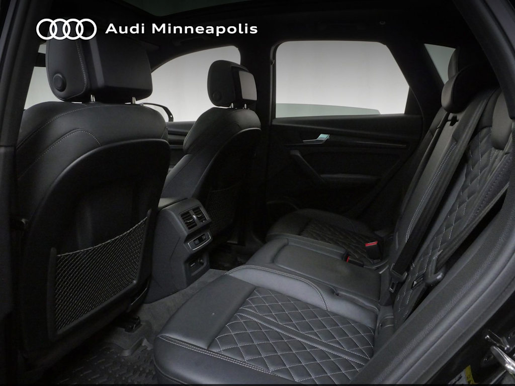 Thumbnail: 2023 Audi SQ5 - 9