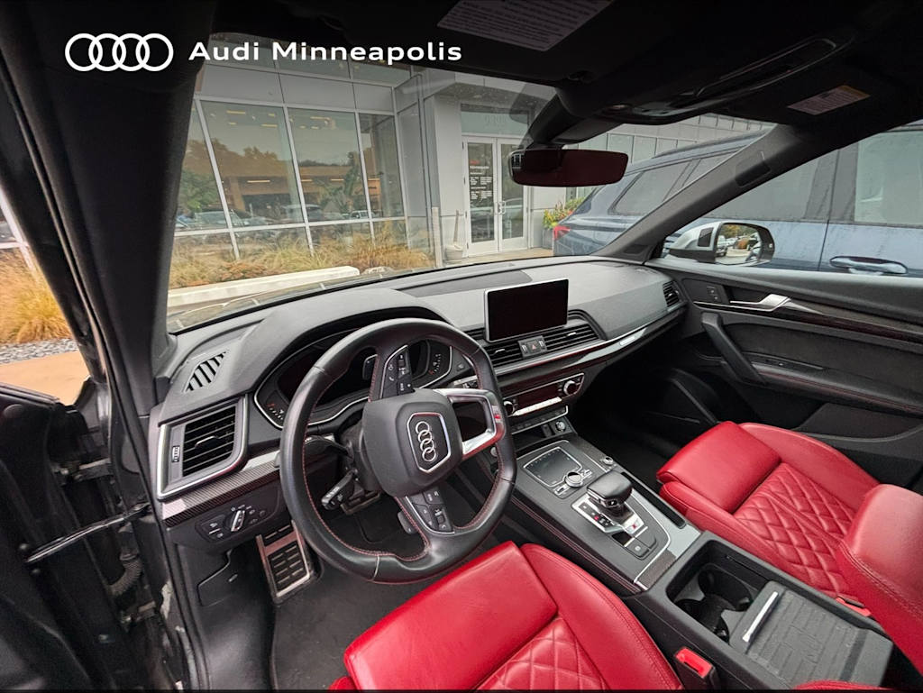 Thumbnail: 2019 Audi SQ5 - 2