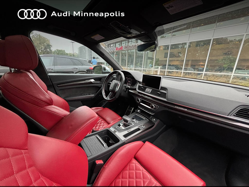 Thumbnail: 2019 Audi SQ5 - 6