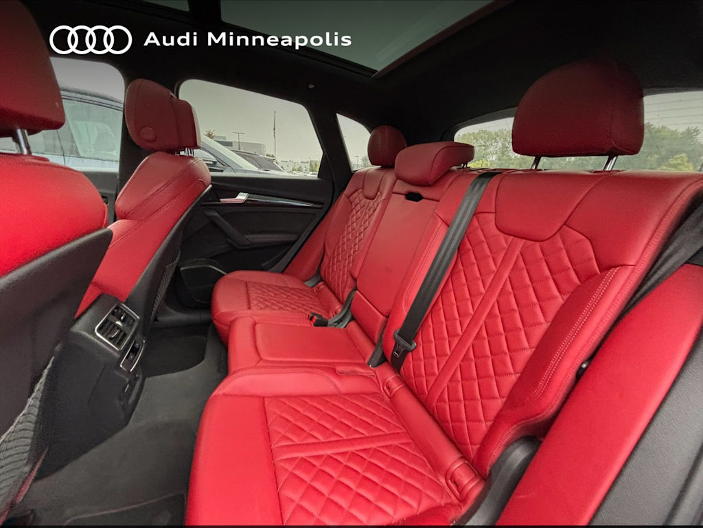 Thumbnail: 2019 Audi SQ5 - 9