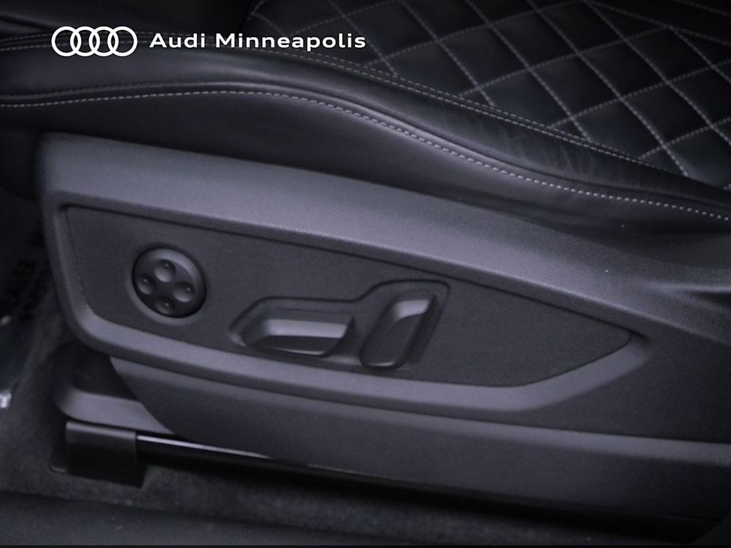 Thumbnail: 2023 Audi SQ5 - 18