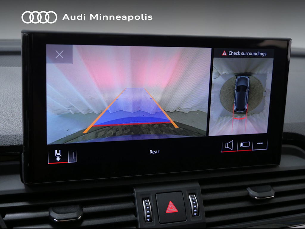 Thumbnail: 2023 Audi SQ5 - 28