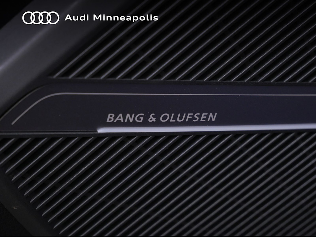 Thumbnail: 2023 Audi SQ5 - 6