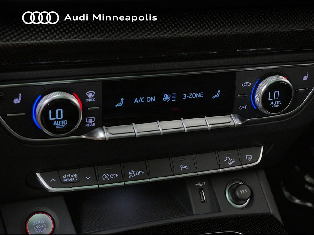 Thumbnail: 2023 Audi SQ5 - 23