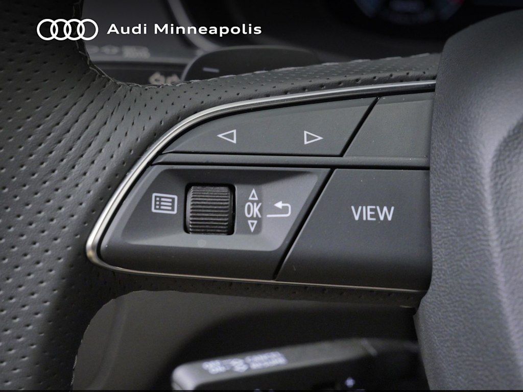Thumbnail: 2023 Audi SQ5 - 20