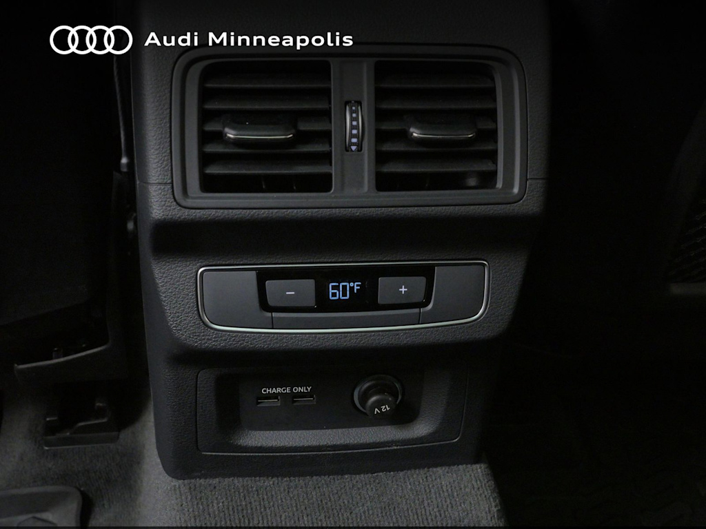 Thumbnail: 2023 Audi SQ5 - 18