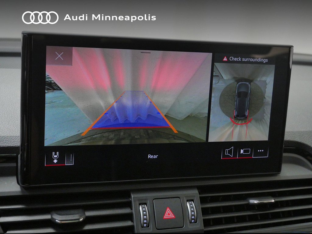 Thumbnail: 2023 Audi SQ5 - 27