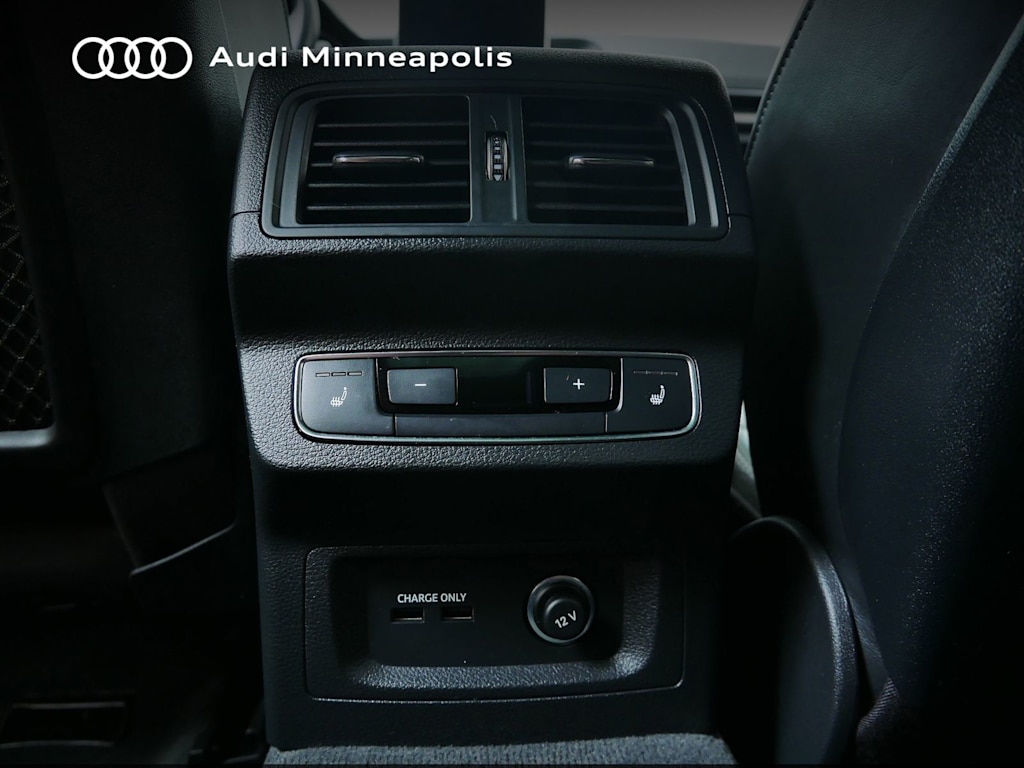 Thumbnail: 2020 Audi SQ5 - 20