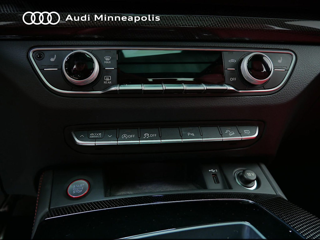 2022 Audi SQ5 Premium Plus 25