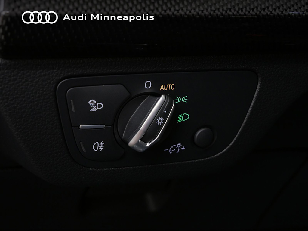 Thumbnail: 2023 Audi SQ5 - 19