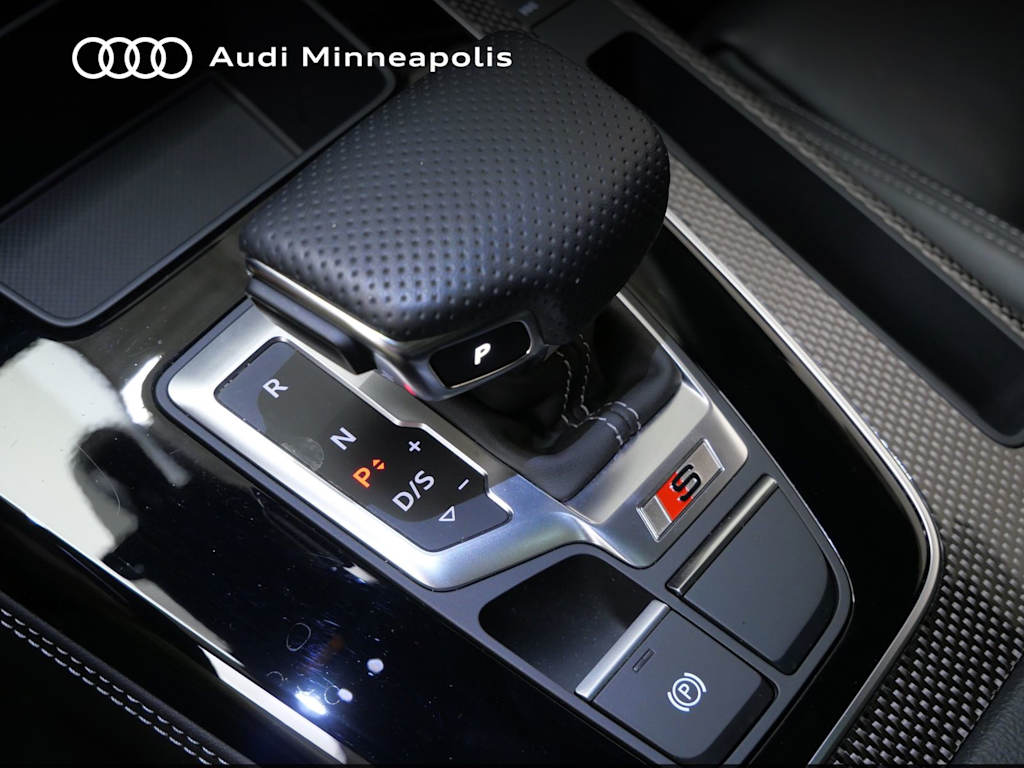 Thumbnail: 2023 Audi SQ5 - 10