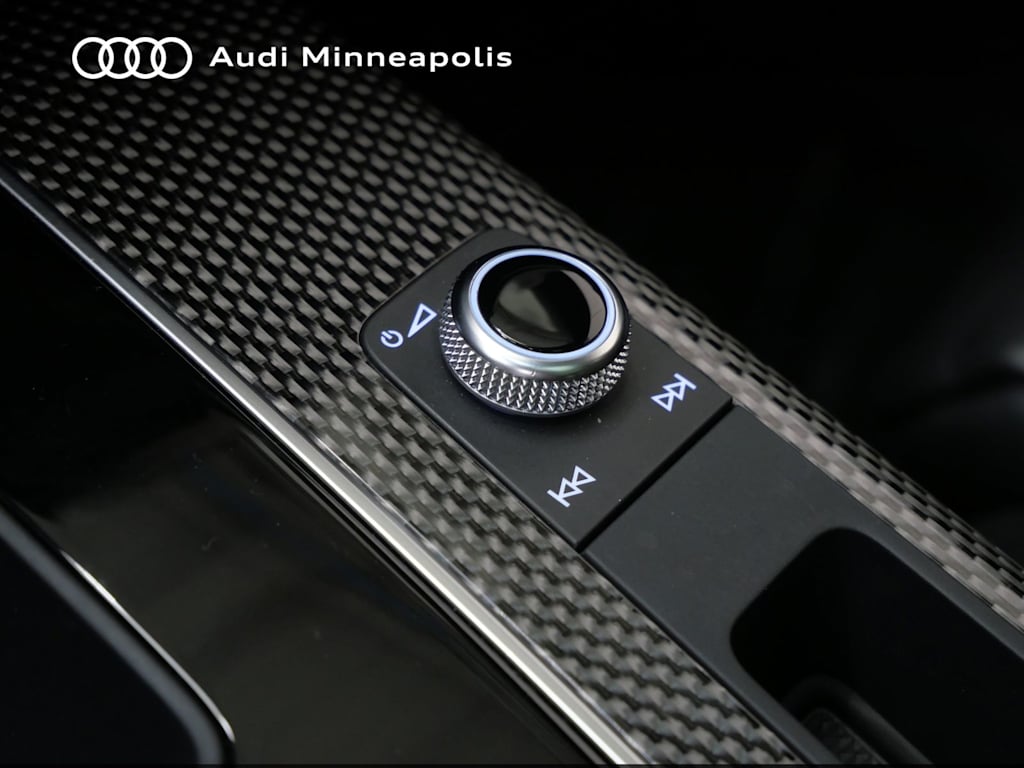 Thumbnail: 2023 Audi SQ5 - 25