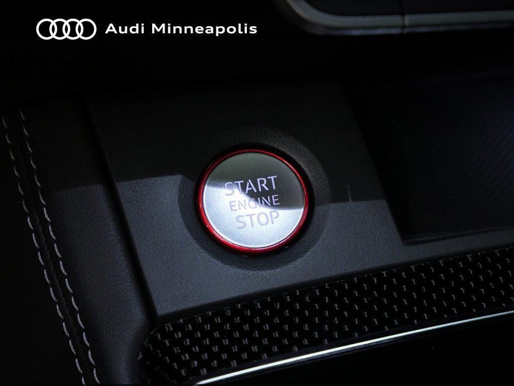 Thumbnail: 2023 Audi SQ5 - 24